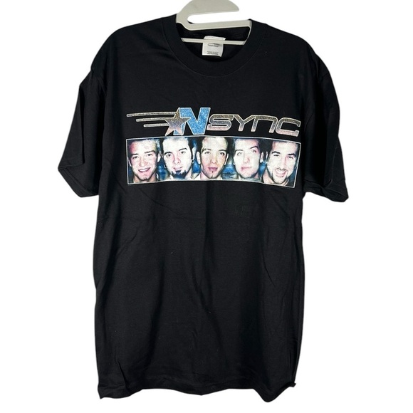 NSYNC Vintage Y2K 2002 Celebrity Tour Tee Medium - Picture 1 of 4